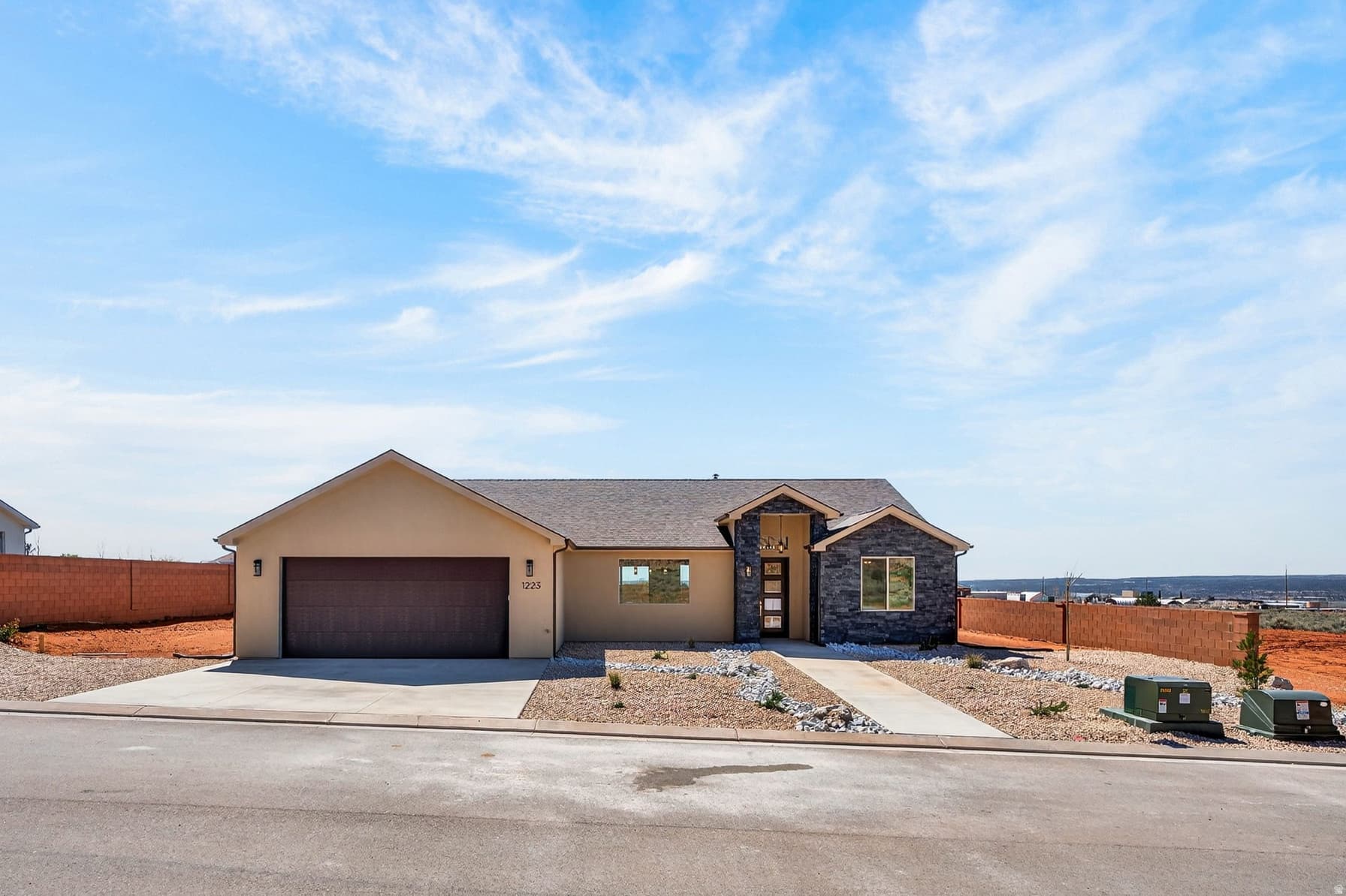 1223 W KOKOPELLI ST photo 1