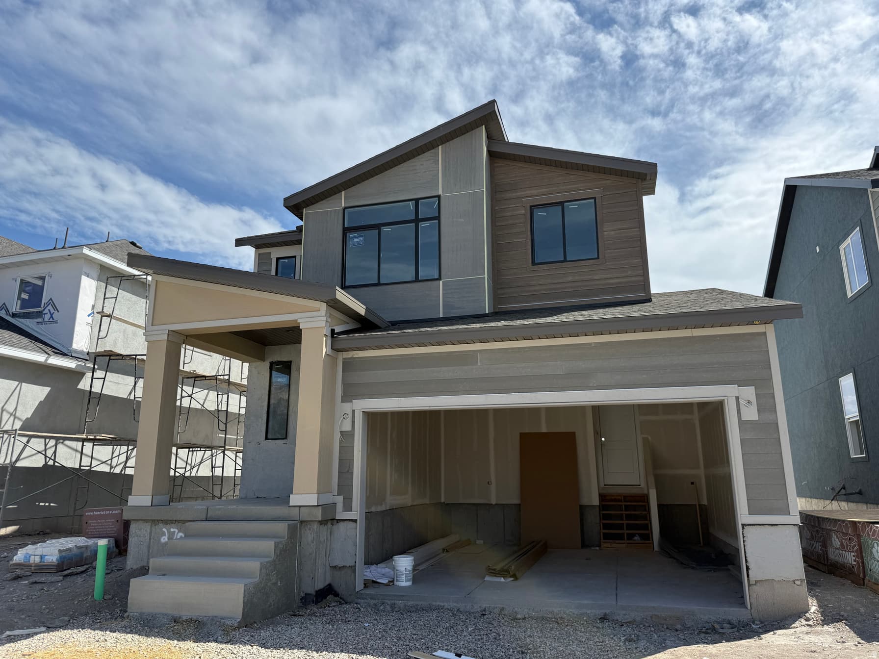 2743 W GUERNSEY LN #270 photo 1