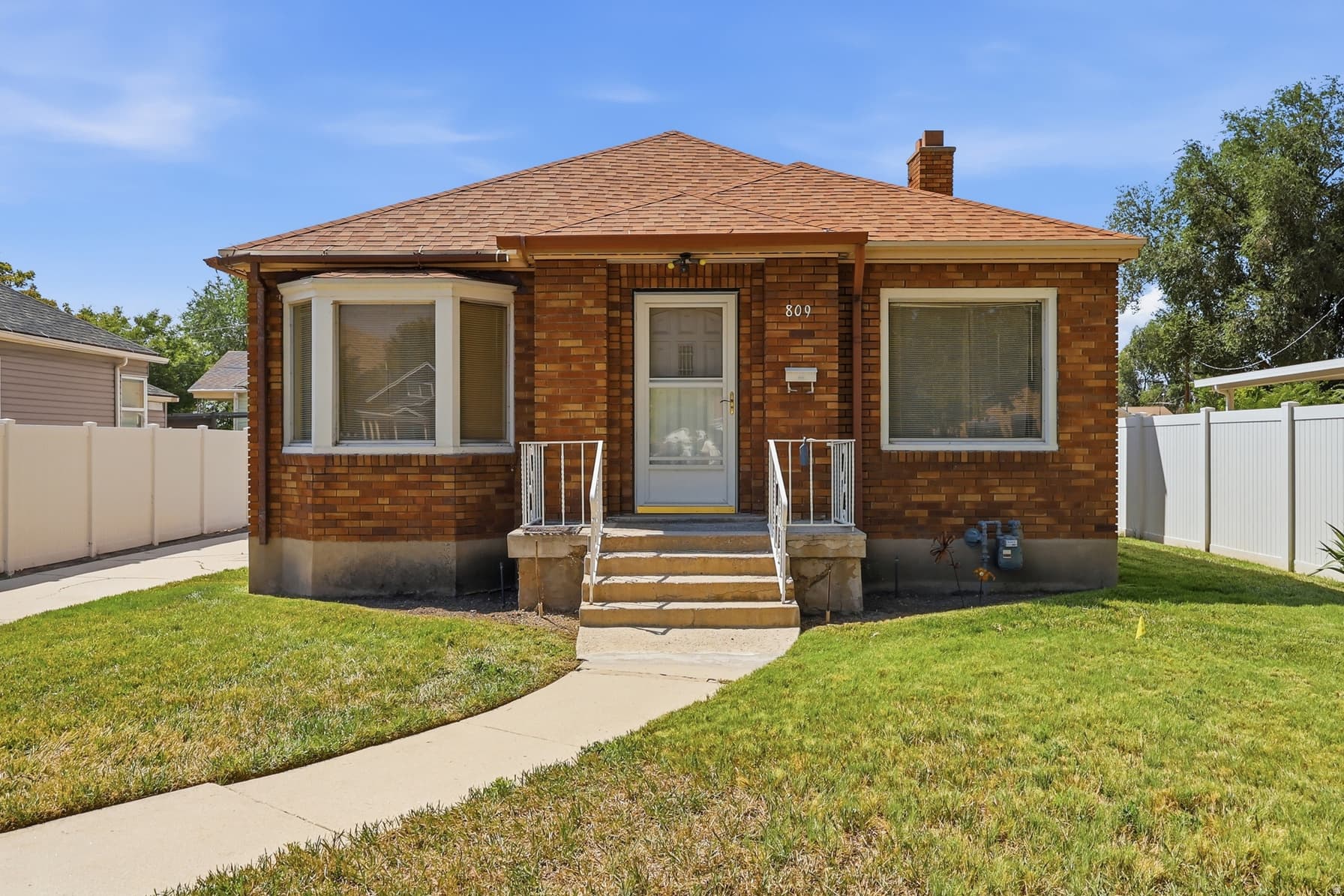 809 W 500 N photo 1