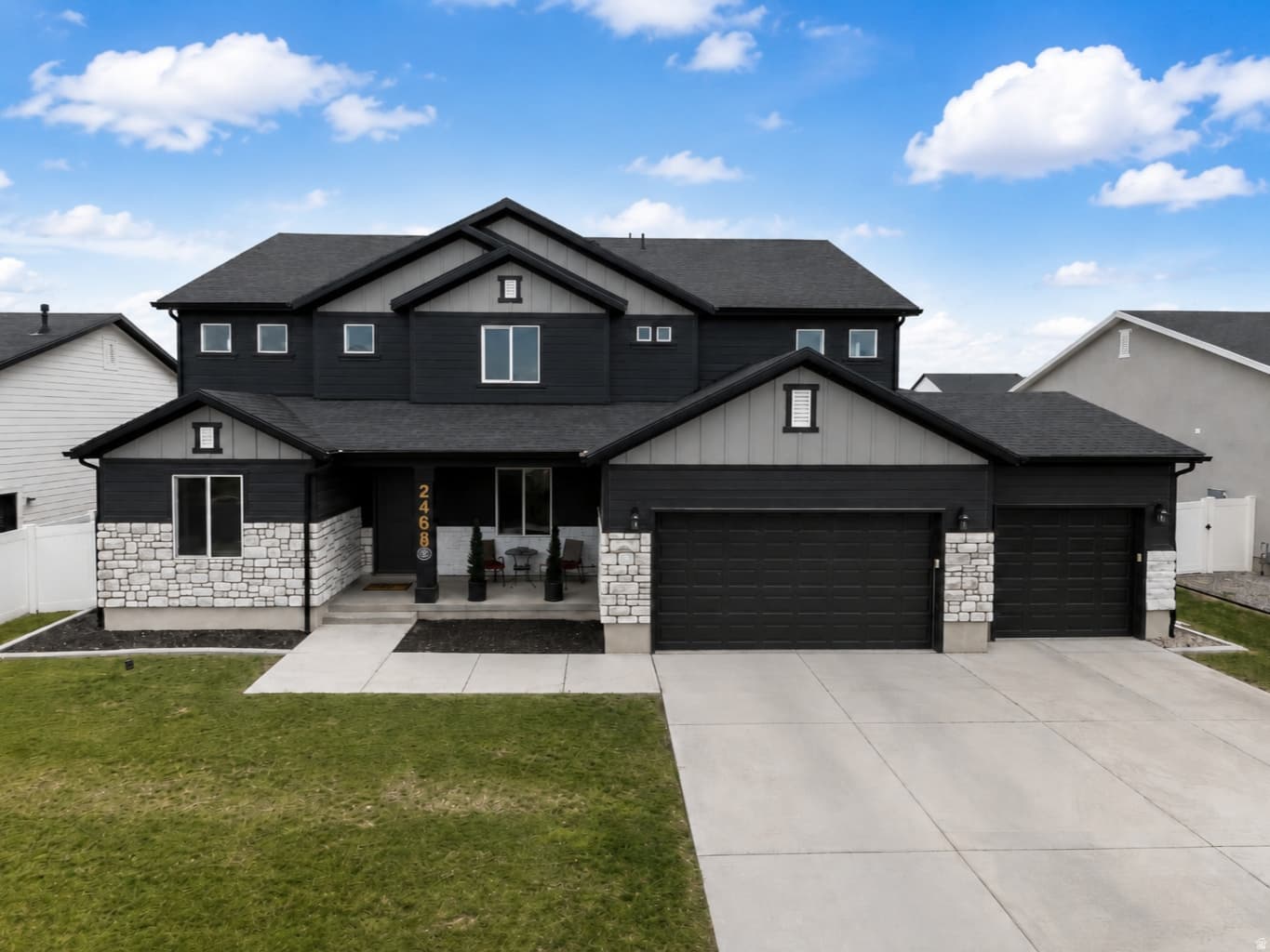 2468 W 3230 S photo 1