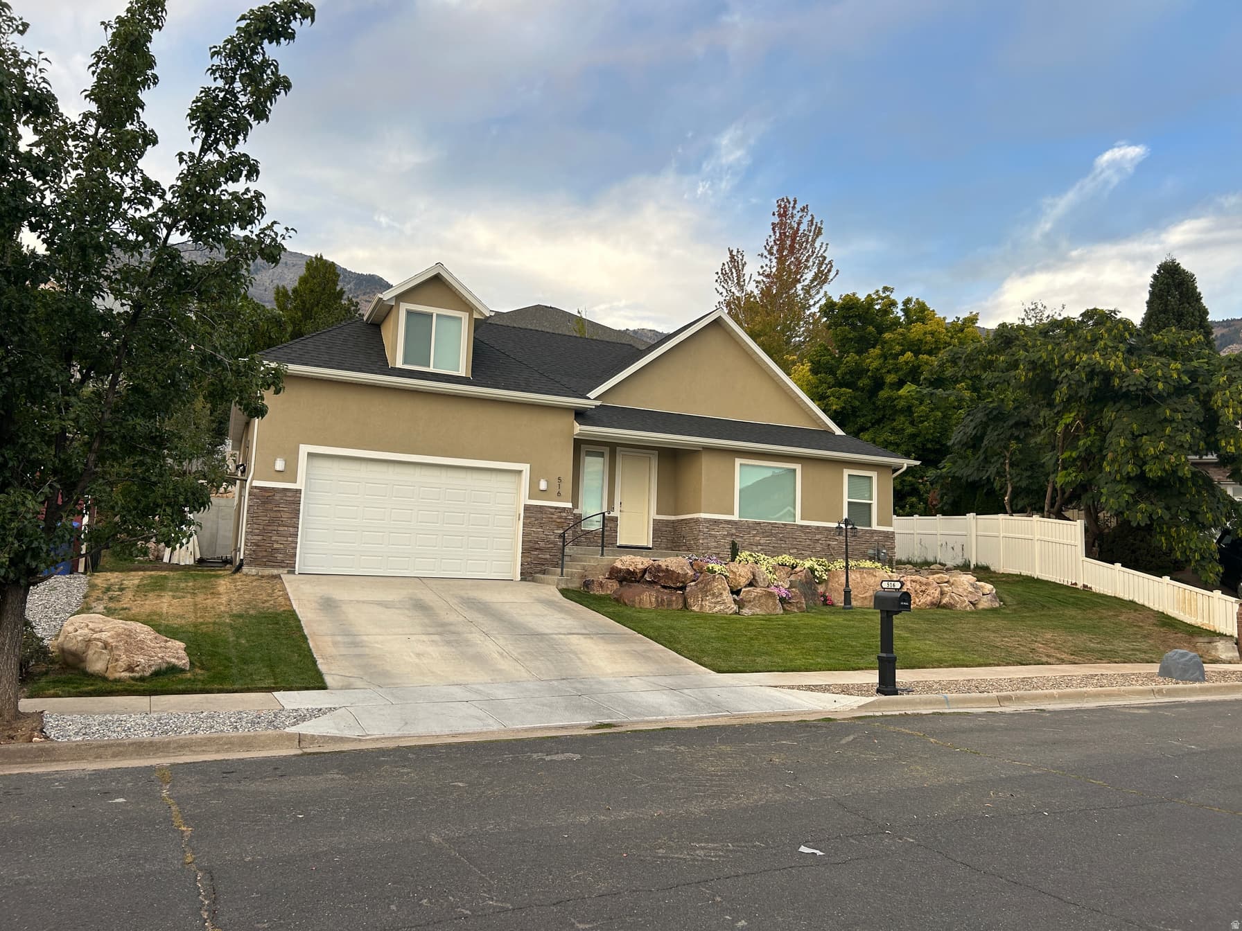 516 E 3525 N photo 1