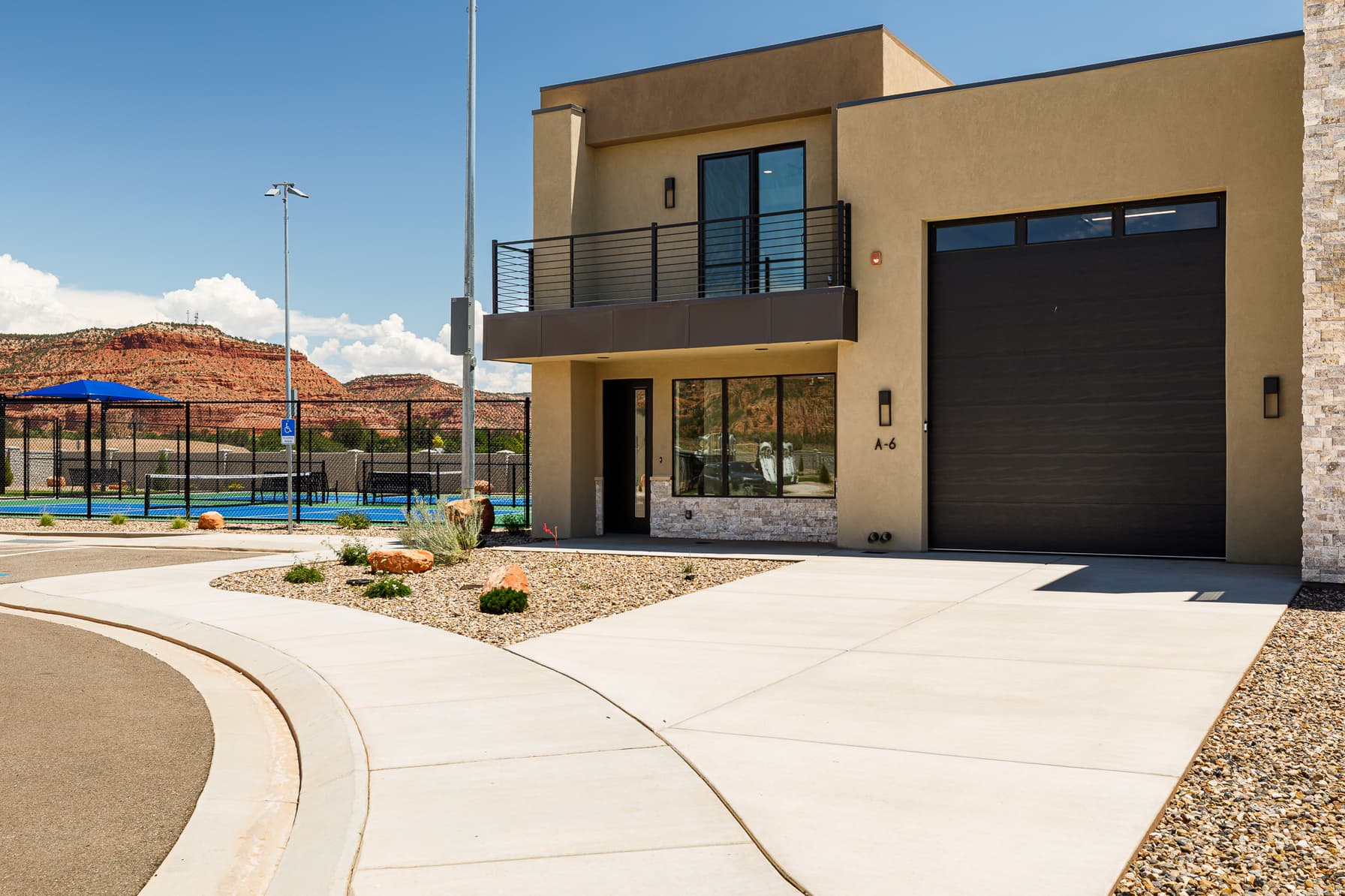 425 W MOMORI CIR #A6 photo 1