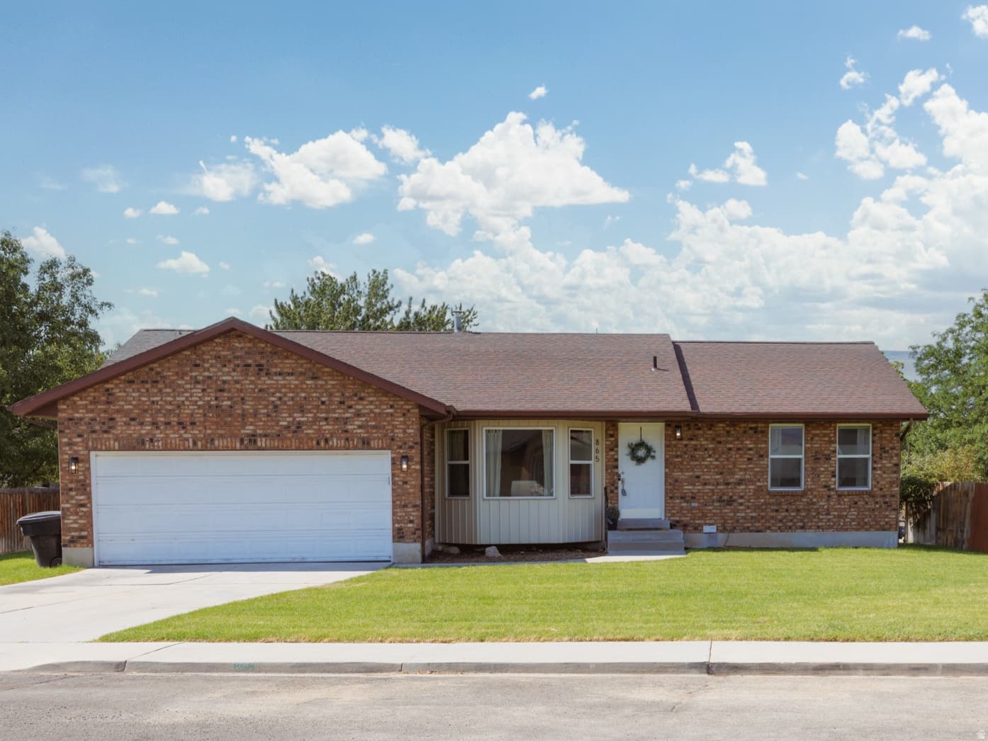 865 W 1050 N photo 1