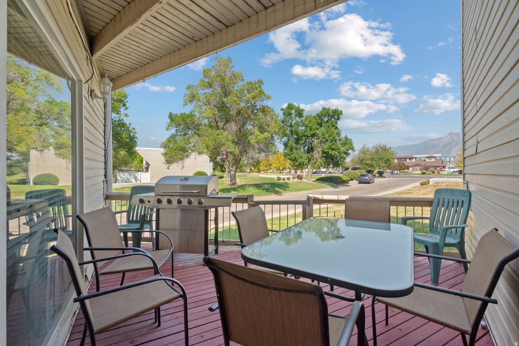 5343 S BALDWIN PARK photo 1
