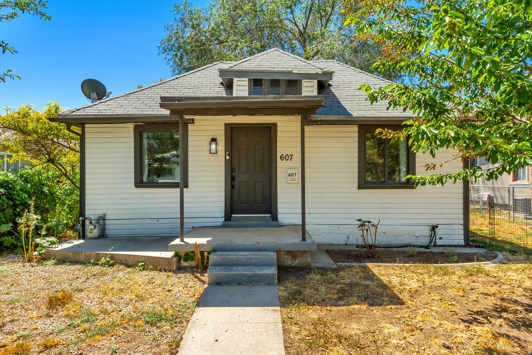 607 W WASATCH photo 1