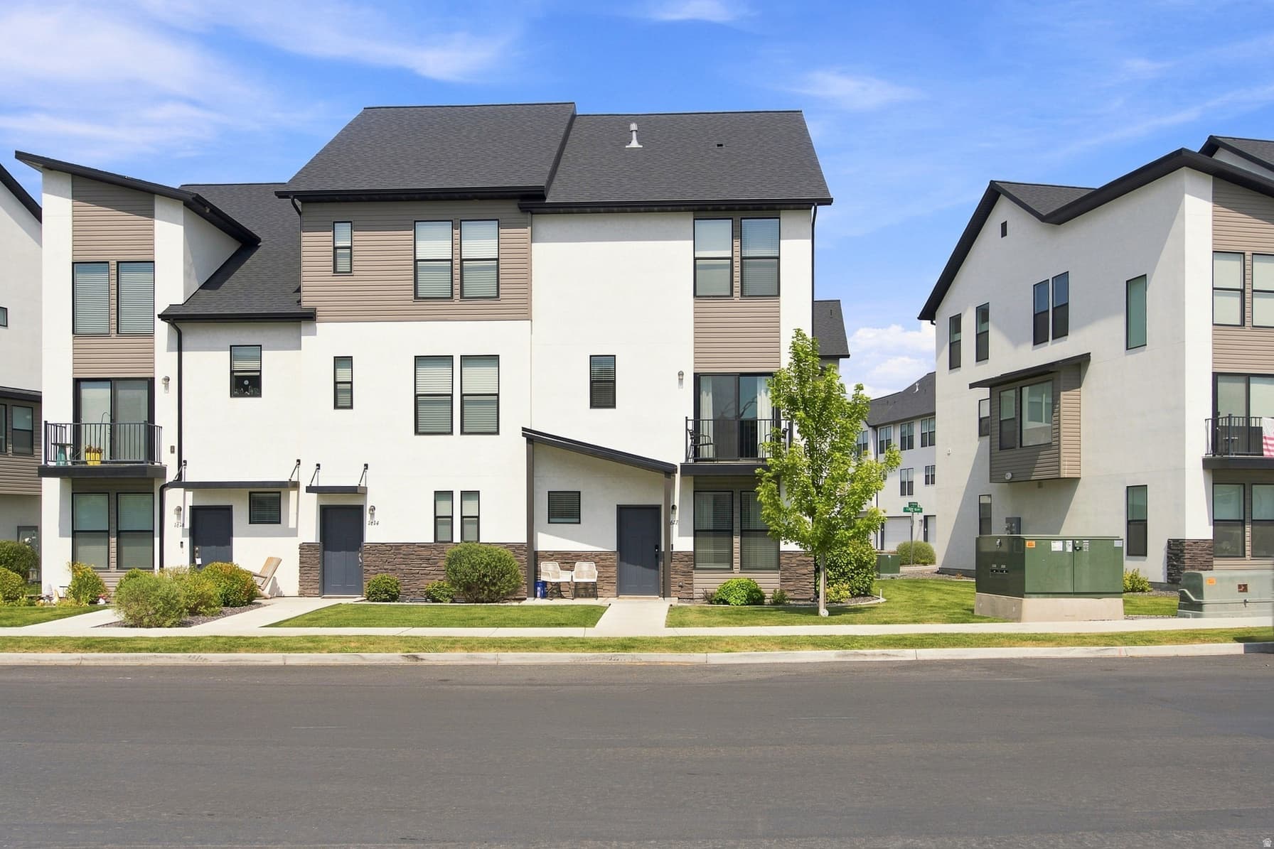 1612 N 1300 E photo 1