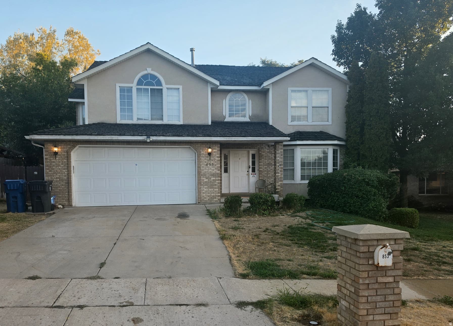 853 S WINDEMERE LN photo 1