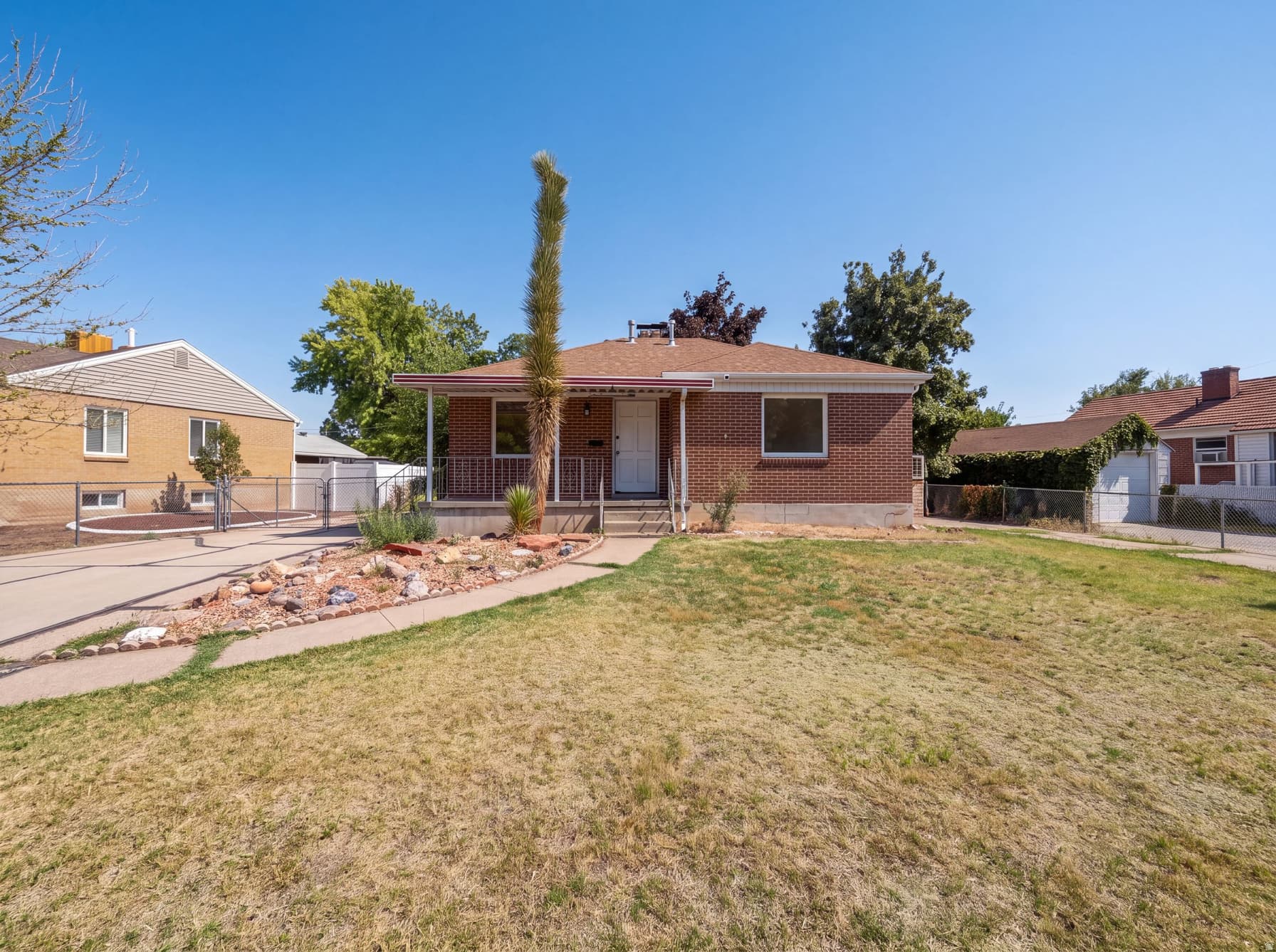116 ROSS DR photo 1