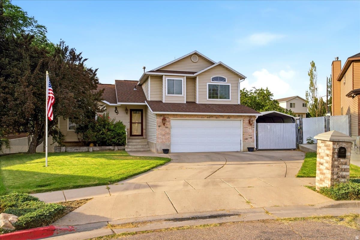 4710 S 2625 W photo 1