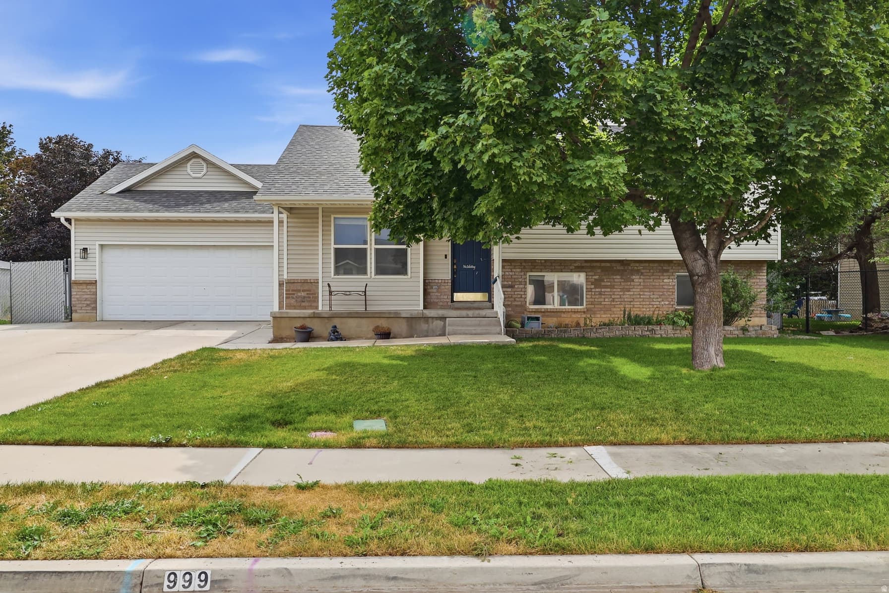 999 W 300 S photo 1