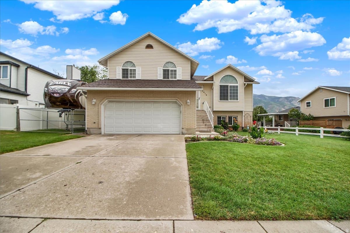 2618 N 1650 E photo 1