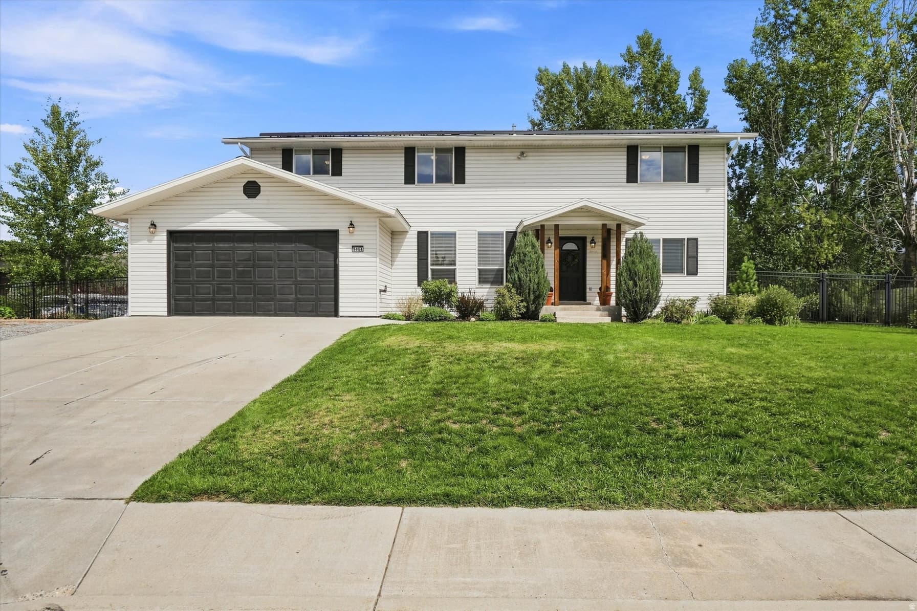5954 W CANTERBURY PARK CIR photo 1