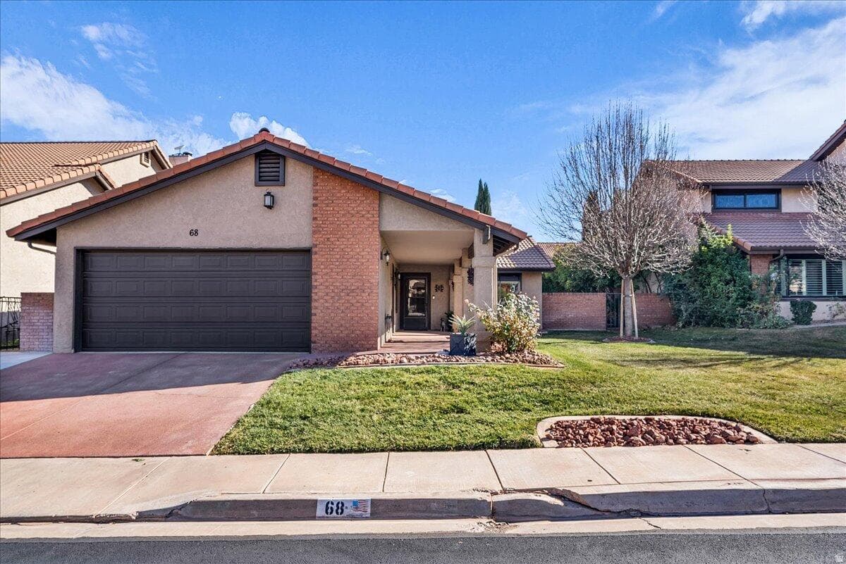 545 S VALLEY VIEW DR ##68 photo 1