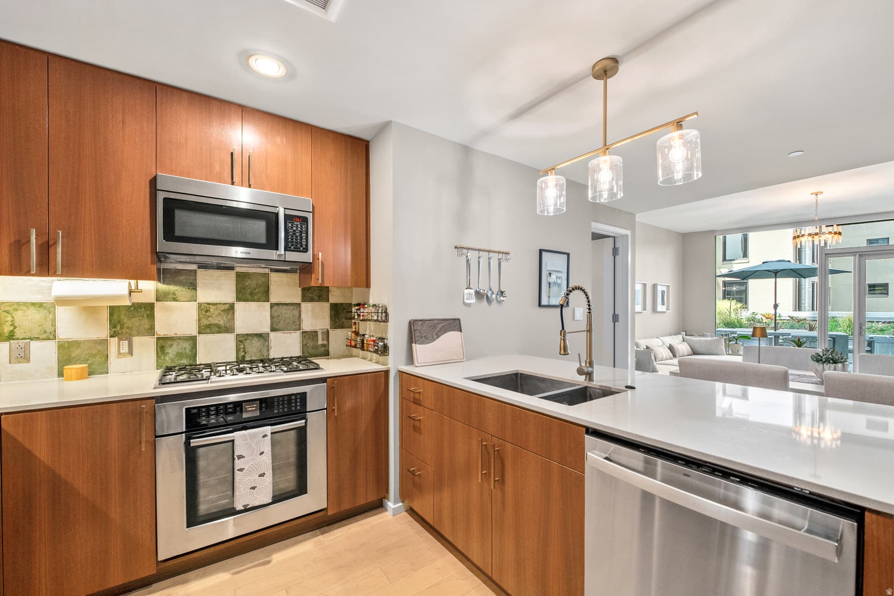 35 E 100 ST #408 photo 1
