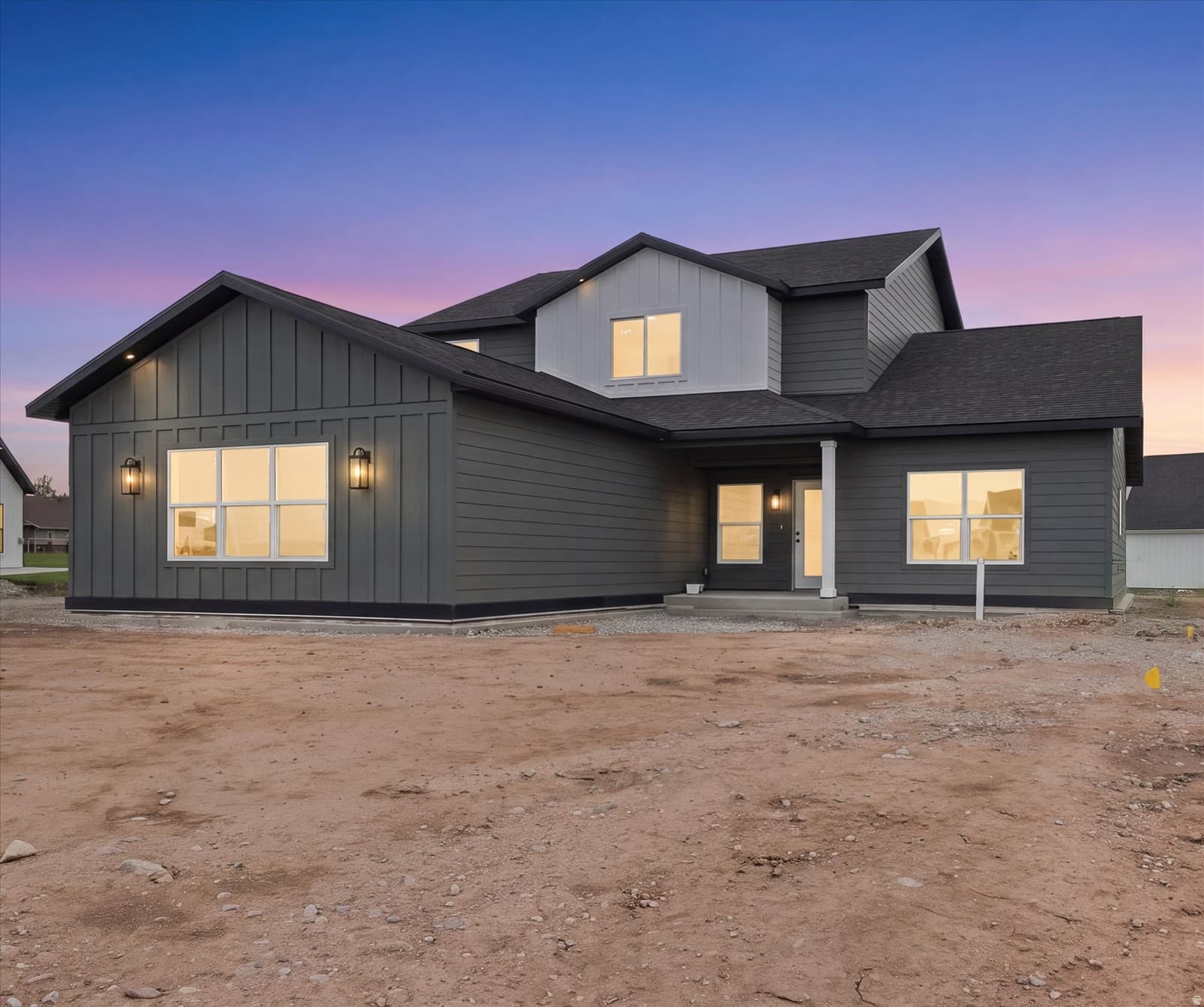 439 TEE CIR photo 1