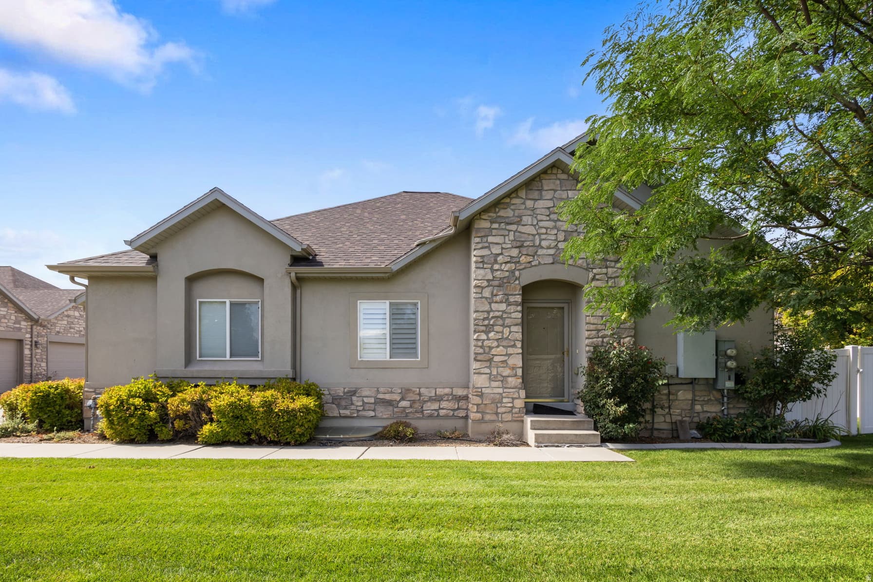 10797 S WYNVIEW LN photo 1