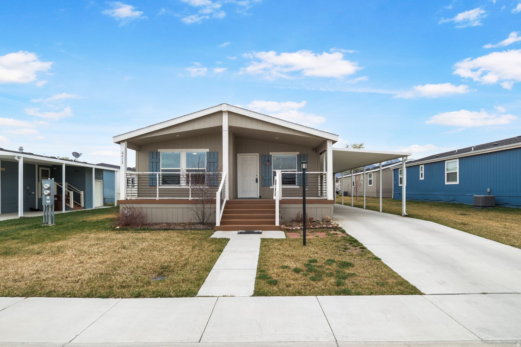 6413 S 740 W photo 1