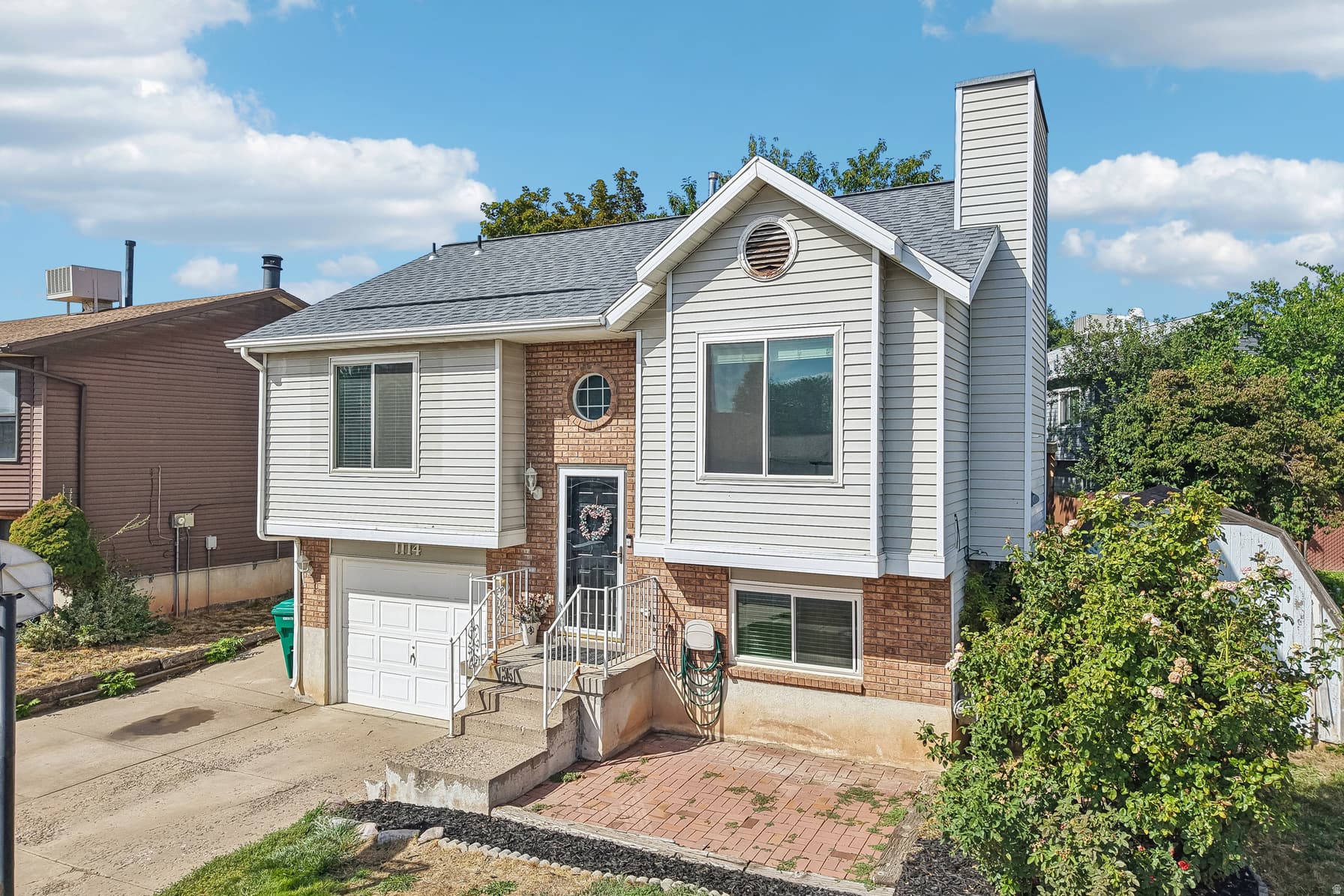 1114 W 2525 N photo 1