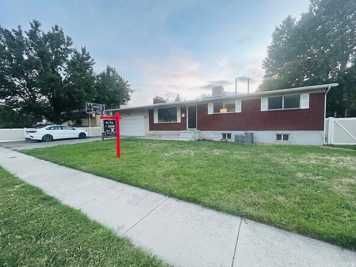 6824 S NYE DR photo 1