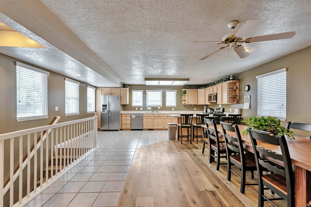 3577 E RUSTIC SPRING LN photo 1