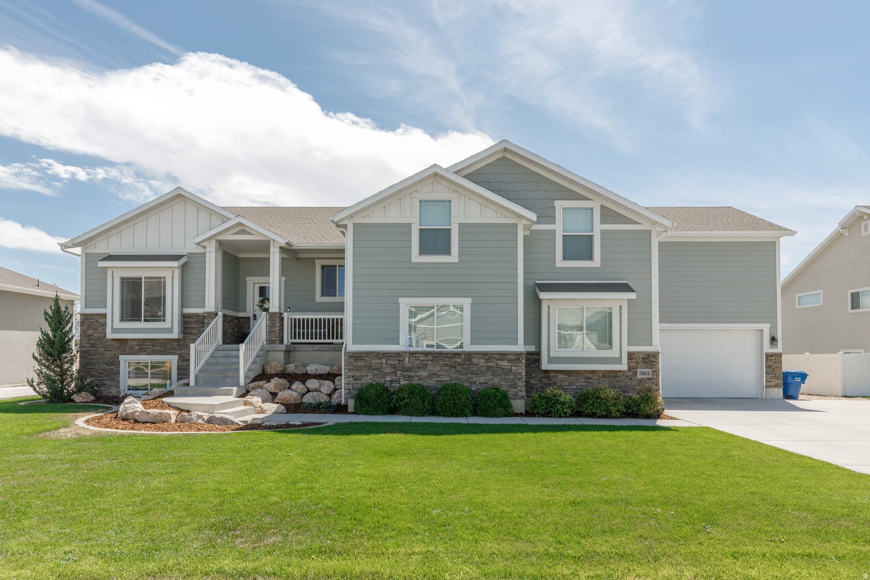 2401 W 2775 N photo 1
