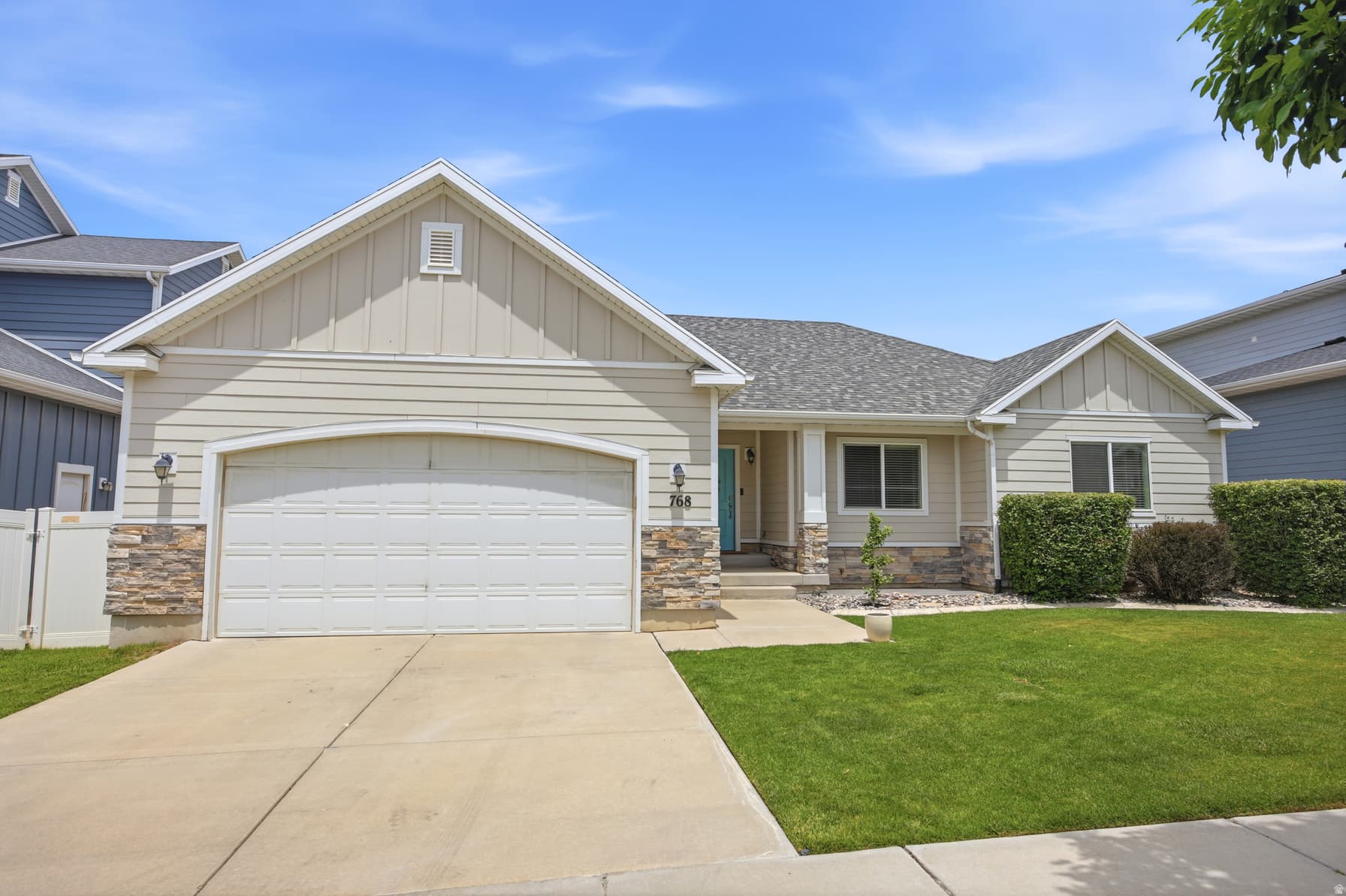 768 W STAR SPANGLED DR photo 1