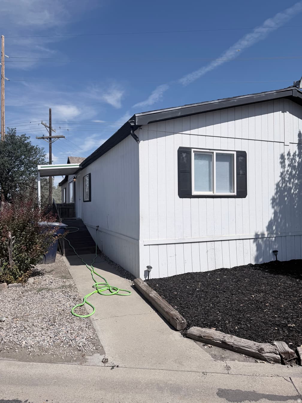 1232 W GOVERNORS WAY photo 1