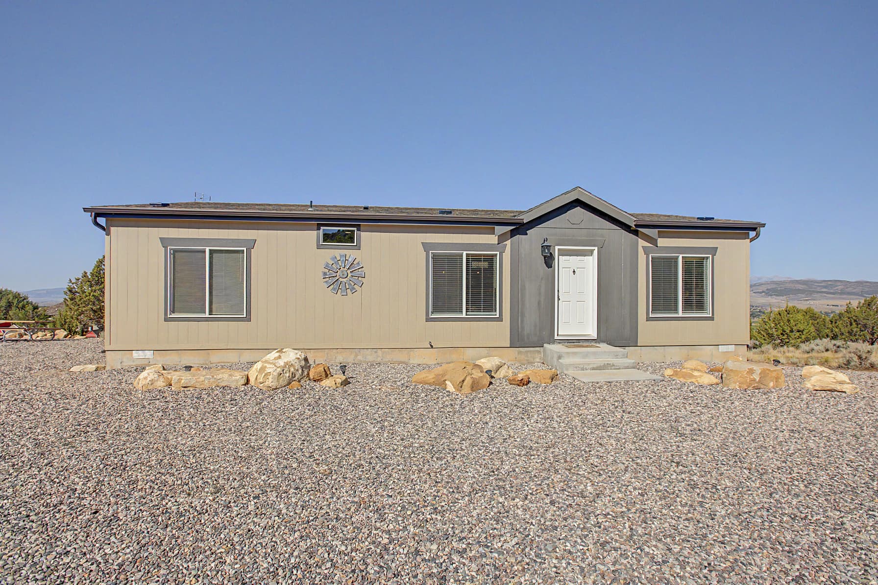 115 FISH POND DR. #B115 photo 1