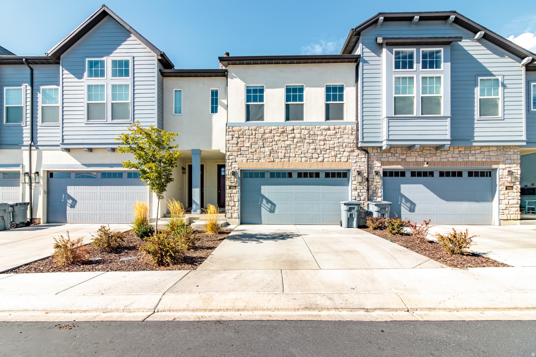 384 W SONGBIRD LN #5 photo 1