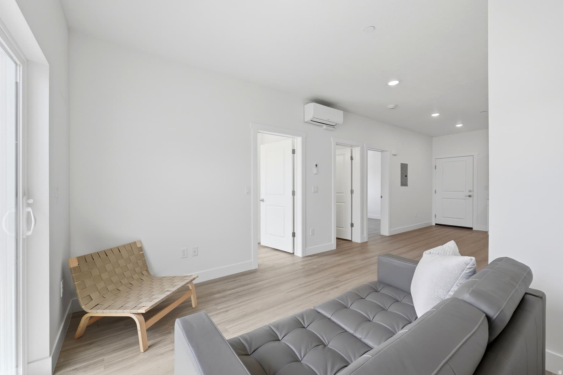 2085 N MAIN ST #216 photo 1
