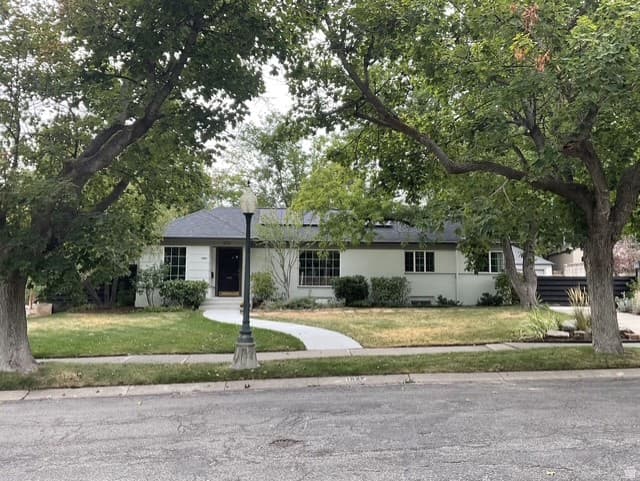 1929 E LAIRD DR photo 1
