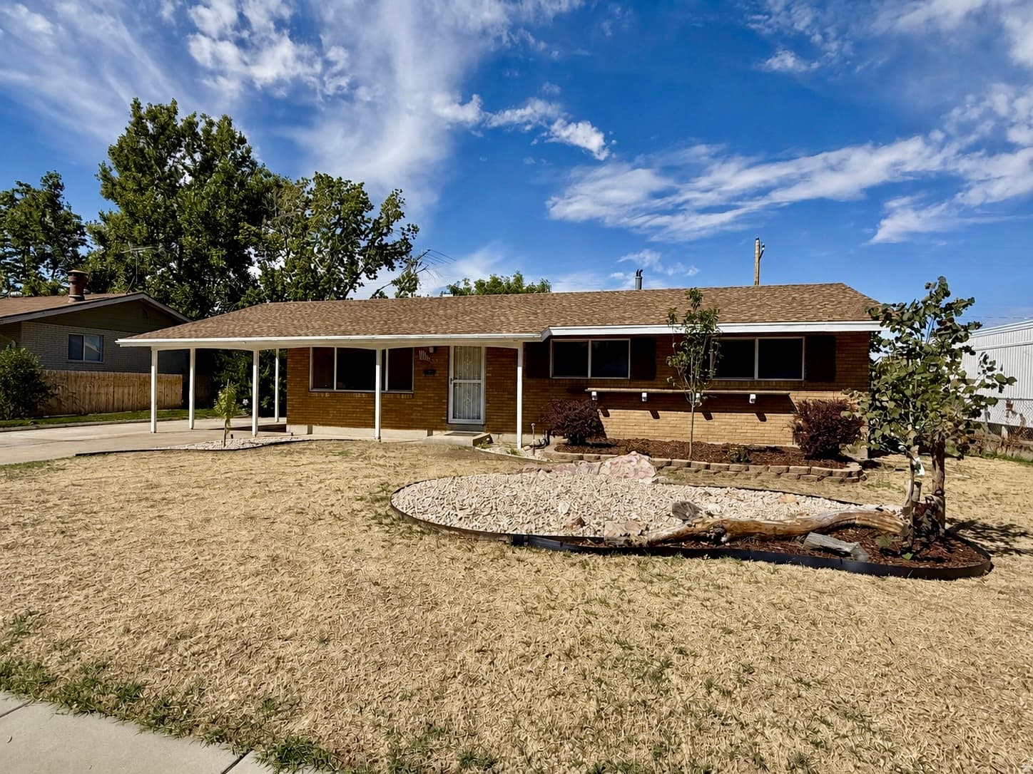 4479 S 2075 W photo 1