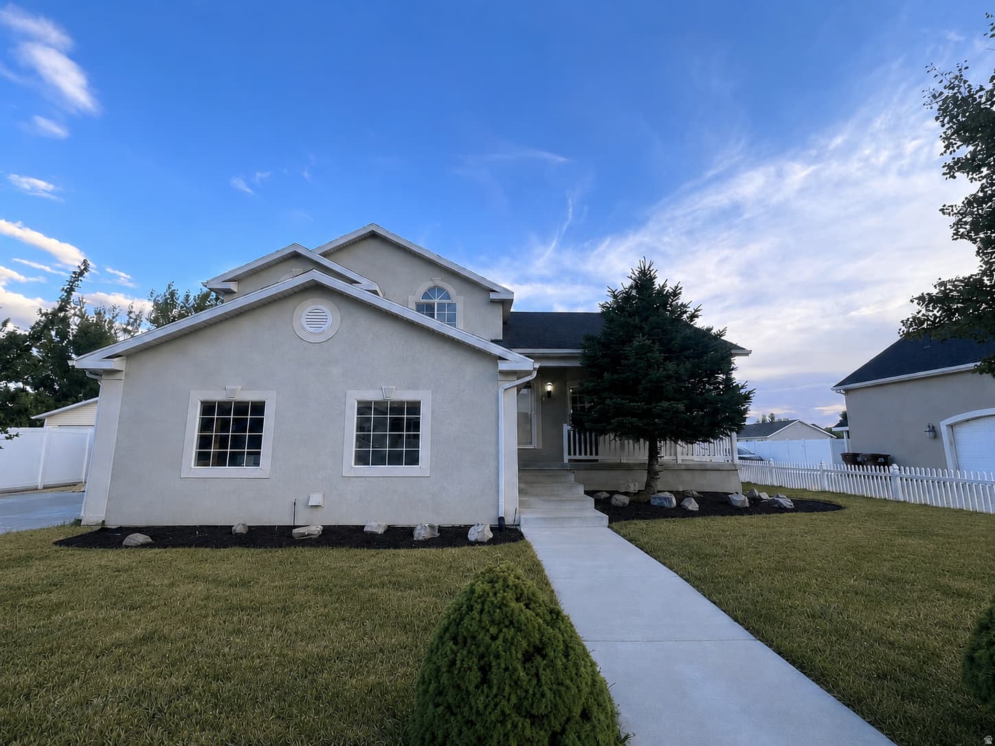 1334 E HARRIER ST photo 1