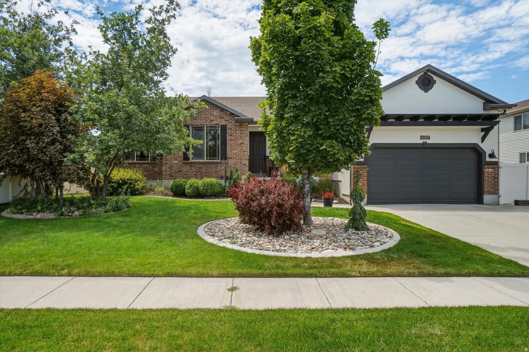 4097 S 3375 W photo 1