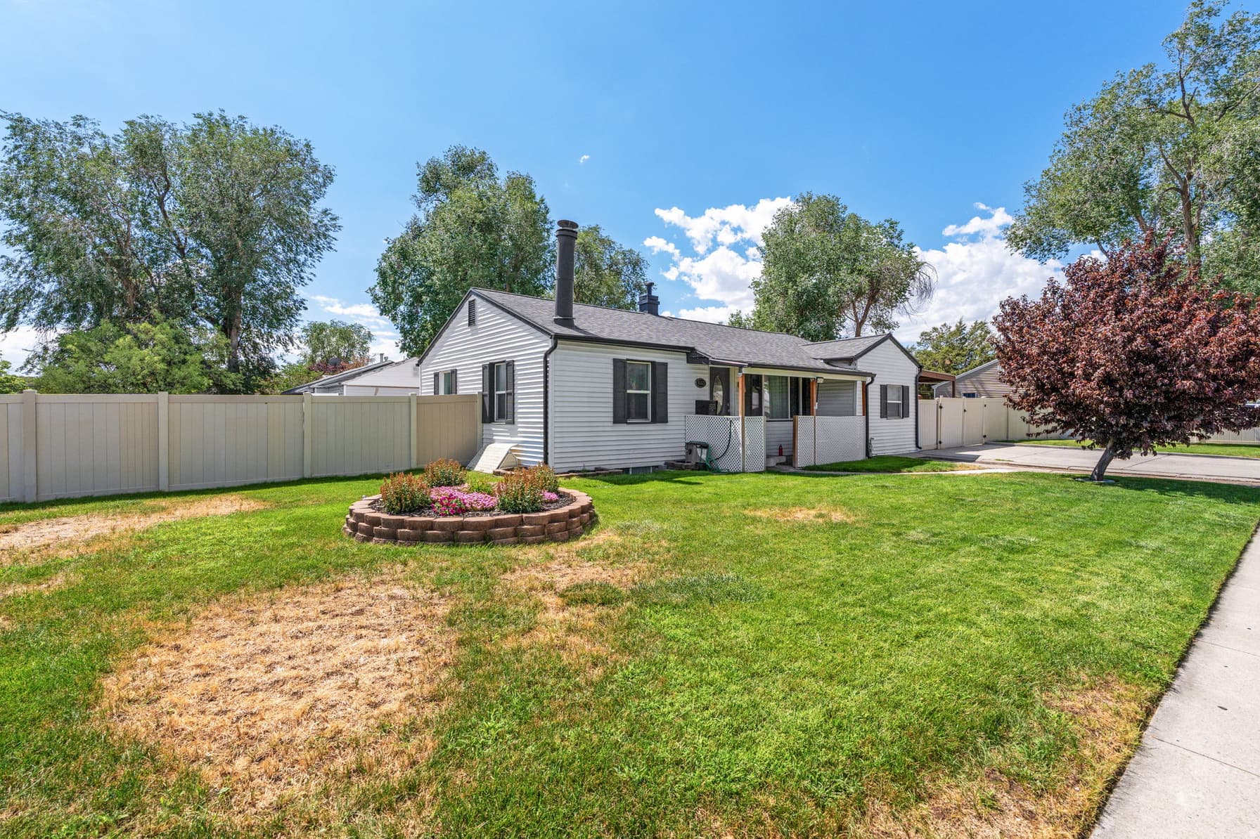 4283 W 5615 S photo 1