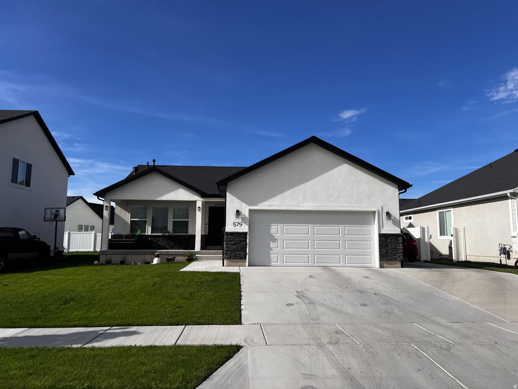 579 W 440 N photo 1