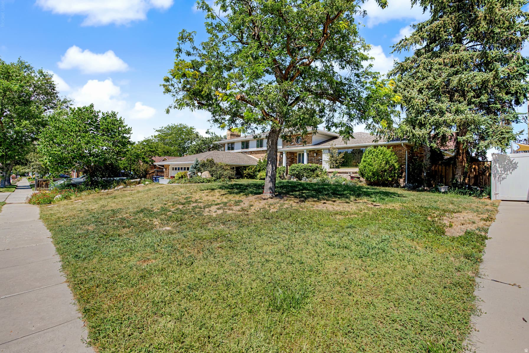 1933 E RUA BRANCO DR photo 1