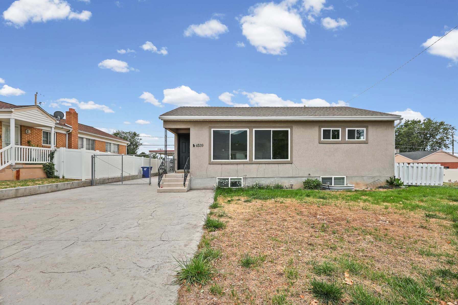 4539 S 375 E photo 1
