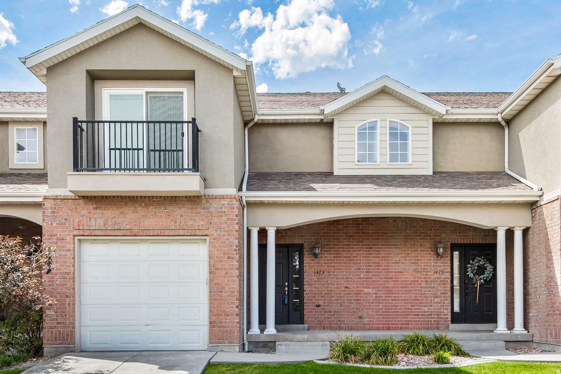1473 N AUGUST DR photo 1