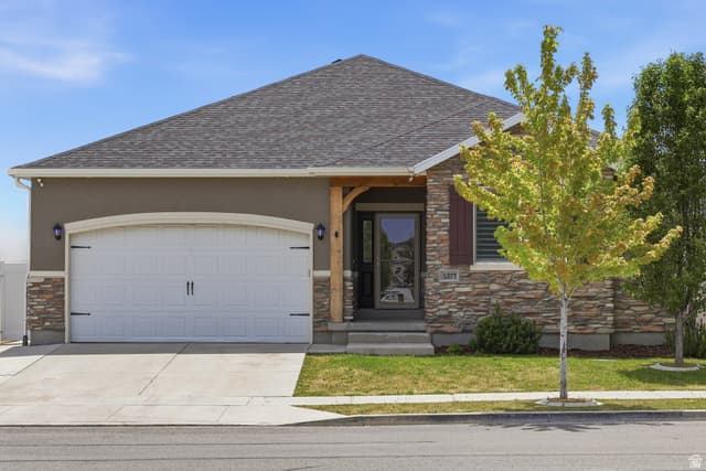 5377 W IRON KING DR