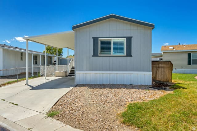 1169 W RIO VISTA ST ST photo 1